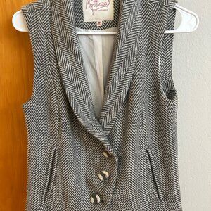 Myrtlewood of California Medium Gray Herringbone Vest